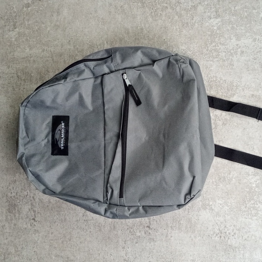 👔 Trailmaker Gray Backpack